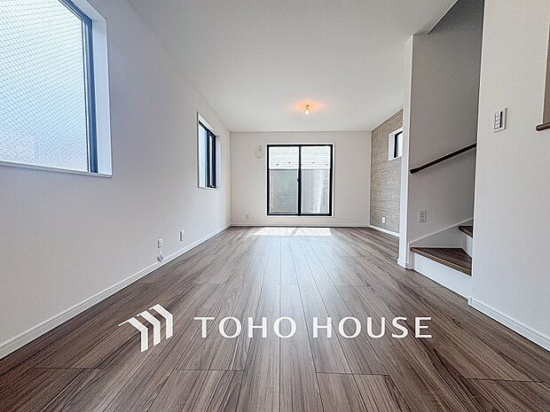 落ち着いた雰囲気に包まれた伸びやかな空間で、ゆったりと家族団らんの時間を過ごせます。