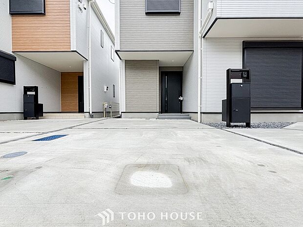 カースペースもゆとりある空間を保っています。