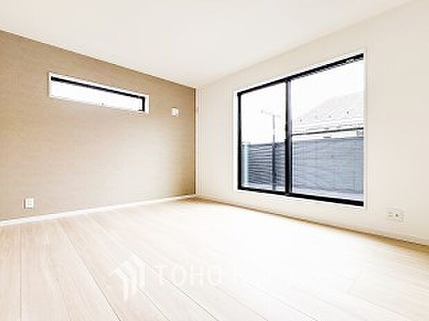 採光もアクセントの一つとして。プライベートルームにはやさしい光が射し込んでいます。