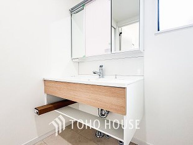 洗面台・洗面所ご家族の1日が始まり、1日の終わりを締めくくる洗面空間。