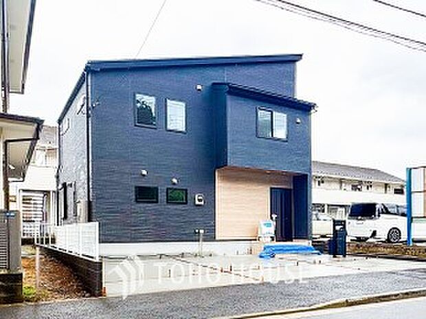 表現された空間は豊かな光と風を纏い、暮らしの時間を豊かにしてくれます。