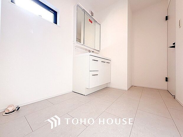 ご家族の1日が始まり、1日の終わりを締めくくる洗面空間。