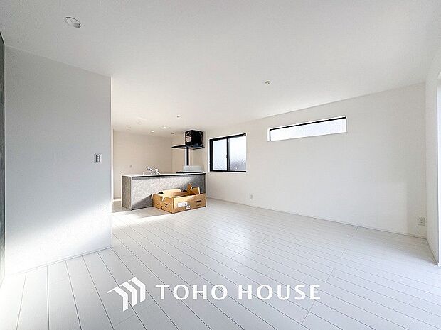 開放感あるリビングダイニング。ご家族とのんびりしたひと時を過ごせますね。