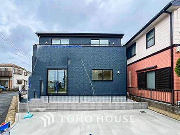 カースペースもゆとりある空間を保っています。