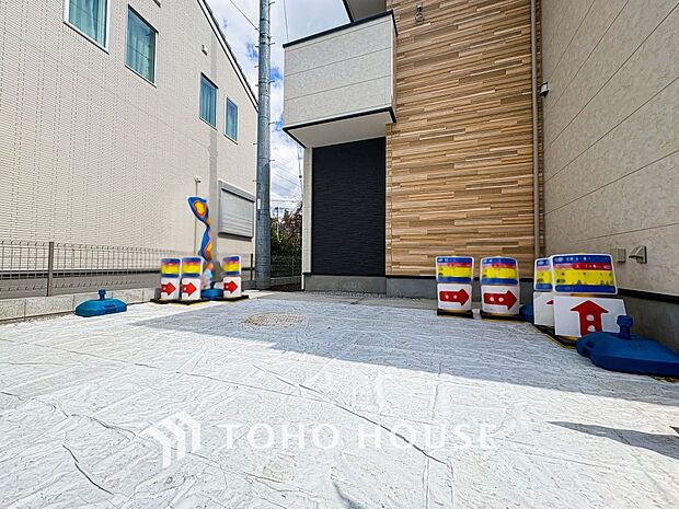 カースペースもゆとりある空間を保っています。