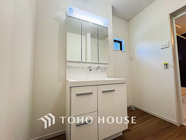 洗面台・洗面所ご家族の1日が始まり、1日の終わりを締めくくる洗面空間。