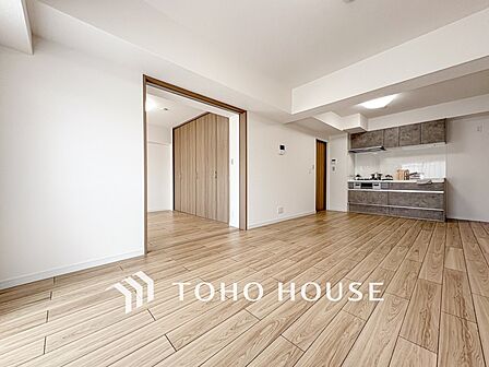 ここにはみんなが集い、食事と楽しい会話が始まるスペース。