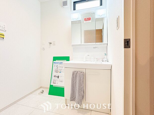 洗面台・洗面所ご家族の1日が始まり、1日の終わりを締めくくる洗面空間。