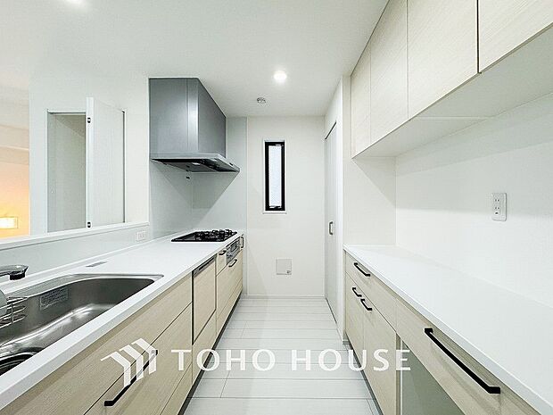 家族の健康を支えるキッチン。毎日使う場所だから気持よく使えて、居心地の良い空間に。