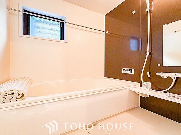 一日の疲れが癒される優雅なバスタイムを堪能できるゆとりあるバスルームです。