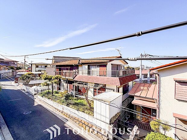 開放的で気持ちの良い眺望と青い空を満喫できます。