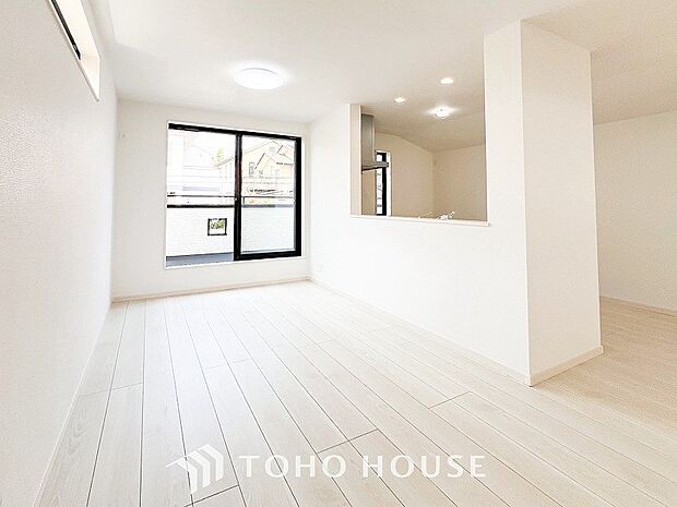 ここにはみんなが集い、食事と楽しい会話が始まるスペース。