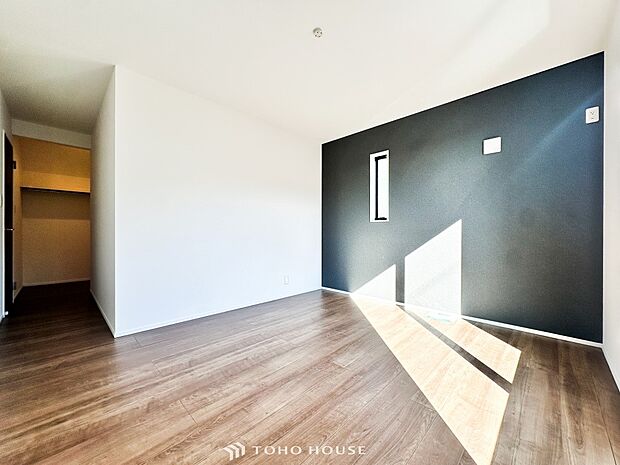 収納スペースもあり、生活しやすい居住スペースです。