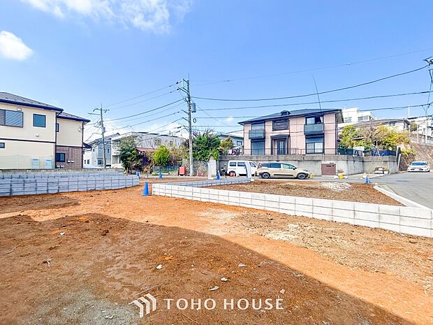 現地土地写真『快適』は「家」と「街」と「環境」が調和した時に訪れるだと改めて感じさせてくれます。