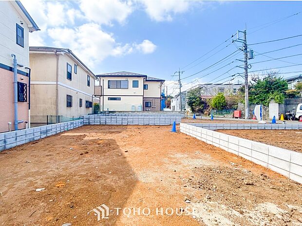 開放的で気持ちの良い眺望と青い空を満喫できます。