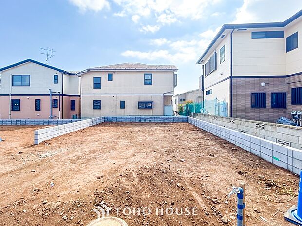 時間のゆとりと空間、爽やかな陽光がもたらす光と風を贅沢なまでに感じる暮らしが始まります。