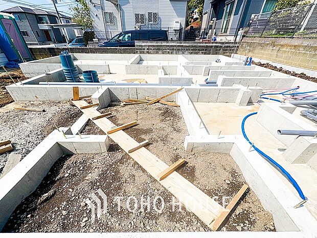 時間のゆとりと空間、爽やかな陽光がもたらす光と風を贅沢なまでに感じる暮らしが始まります。