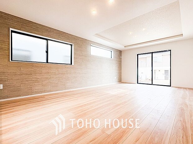 落ち着いた雰囲気に包まれた伸びやかな空間で、ゆったりと家族団らんの時間を過ごせます。