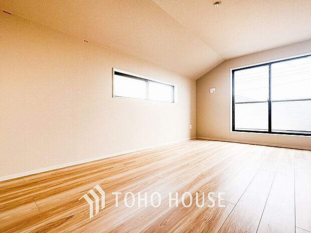 環境の良い場所にセンス良く暮らしたい、こだわりの室内には至福のシーンが繰り広げられます。
