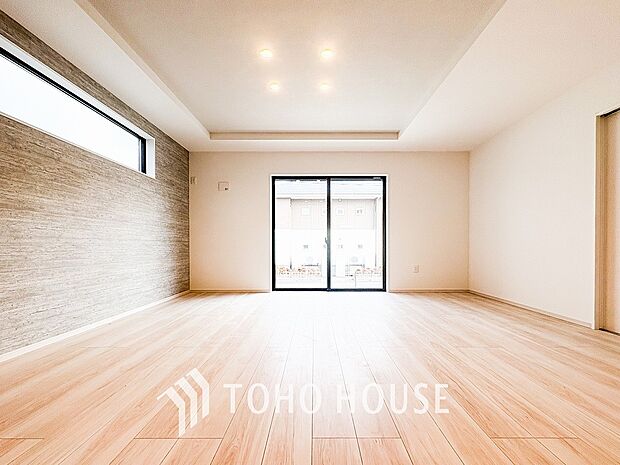 落ち着いた雰囲気に包まれた伸びやかな空間で、ゆったりと家族団らんの時間を過ごせます。