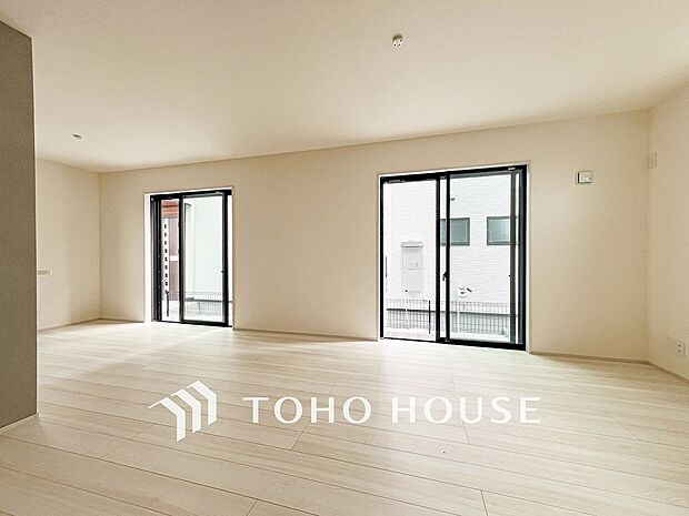 ご家族やお客様との時間など、多くの時を刻む空間。何気なく過ぎる時でさえも上質なひと時に。