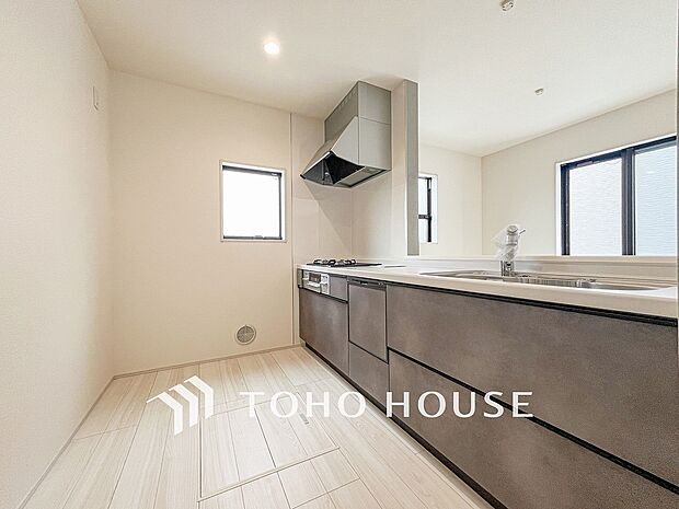 家族の健康を支えるキッチン。毎日使う場所だから気持よく使えて、居心地の良い空間に。