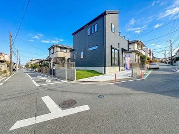 落ち着きのある閑静な住宅街。きっとここからご家族のかけがえのない想い出が作られることでしょう。