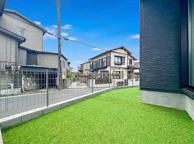 表現された空間は豊かな光と風を纏い、暮らしの時間を豊かにしてくれます。