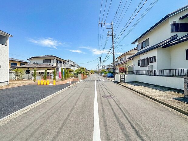 落ち着きのある閑静な住宅街。きっとここからご家族のかけがえのない想い出が作られることでしょう。