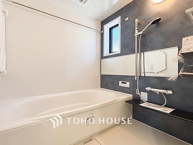 一日の疲れが癒される優雅なバスタイムを堪能できるゆとりあるバスルームです。