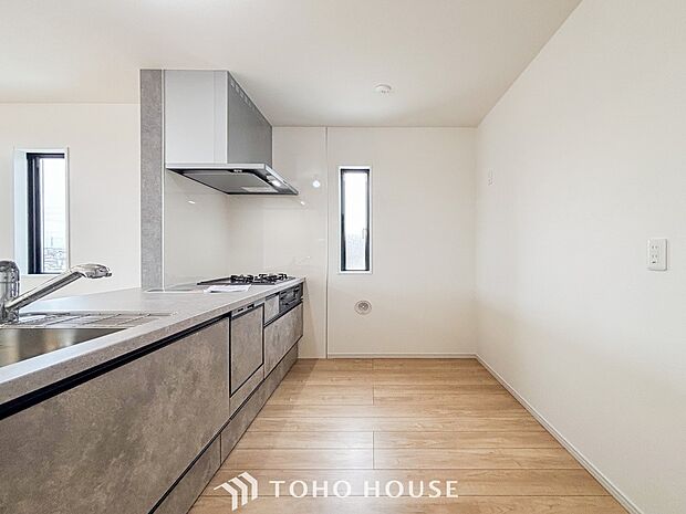 家族の健康を支えるキッチン。毎日使う場所だから気持よく使えて、居心地の良い空間に。