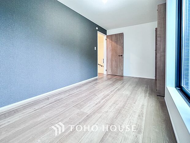 1日の疲れを癒し、心地よく寛げるようゆったりとした広さを確保しています。