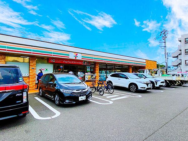 24時間営業ですので急なお買い物に便利ですね。