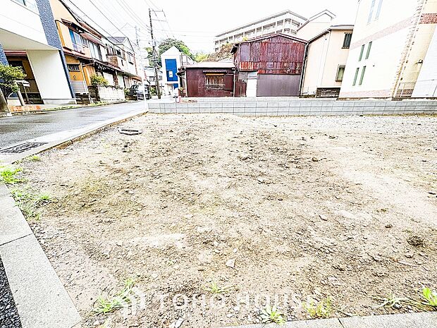 表現された空間は豊かな光と風を纏い、暮らしの時間を豊かにしてくれます。