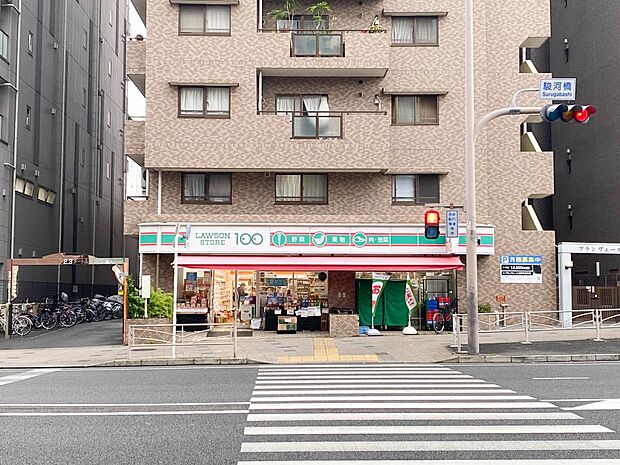 24時間営業ですので、急な買い物に便利です。