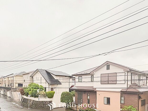 開放的で気持ちの良い眺望と青い空を満喫できます。