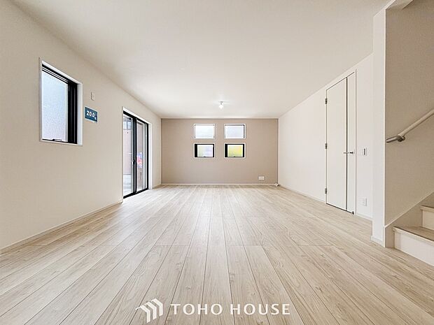 ご家族やお客様との時間など、多くの時を刻む空間。何気なく過ぎる時でさえも上質なひと時に。