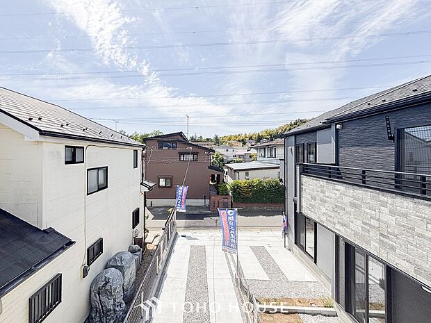 開放的で気持ちの良い眺望と青い空を満喫できます。