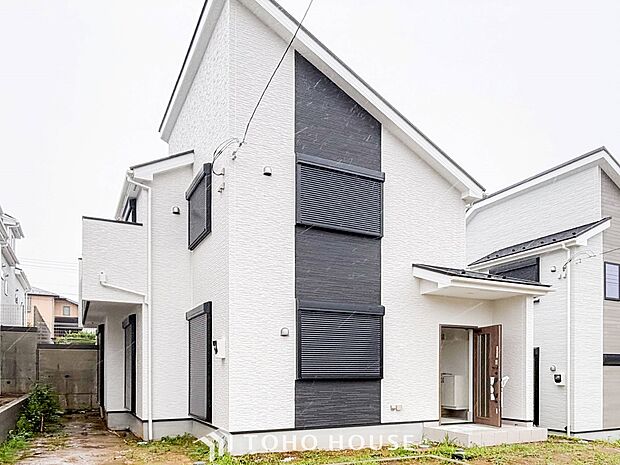 閑静な住宅街の一角、ひと時のくつろぎが生まれ、ゆっくりと愛着が育まれていきます。