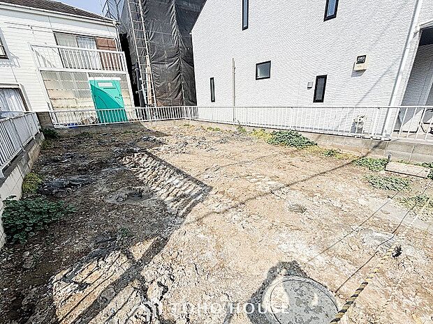 閑静な住宅街の陽当りに恵まれた土地で寛ぎに満ちた生活を。