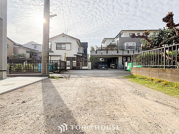 落ち着きのある閑静な住宅街。きっとここからご家族のかけがえのない想い出が作られることでしょう。