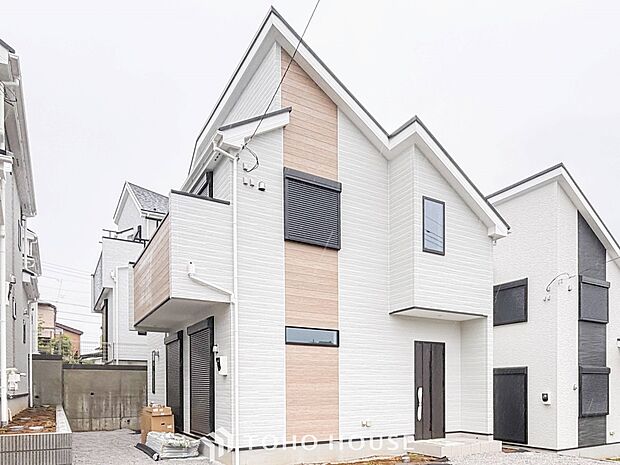 閑静な住宅街の一角、ひと時のくつろぎが生まれ、ゆっくりと愛着が育まれていきます。