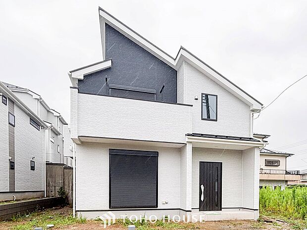 閑静な住宅街の一角、ひと時のくつろぎが生まれ、ゆっくりと愛着が育まれていきます。