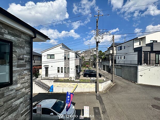 開放的で気持ちの良い眺望と青い空を満喫できます。