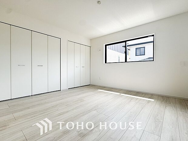 環境の良い場所にセンス良く暮らしたい、こだわりの室内には至福のシーンが繰り広げられます。