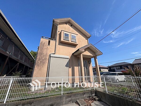 閑静な住宅地で小さなお子様がいるご家族にも安心な住環境が魅力です。
