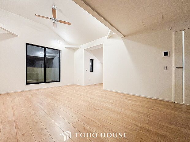 空気感という居心地の良いＢＧＭは、暮らしのステージを彩り、心のやすらぎと満足感を与えてくれます。