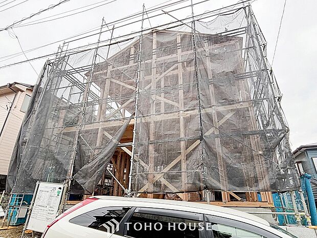表現された空間は豊かな光と風を纏い、暮らしの時間を豊かにしてくれます。