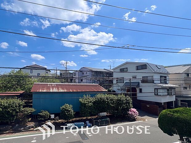 開放的で気持ちの良い眺望と青い空を満喫できます。