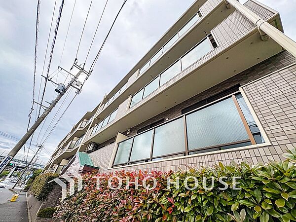 表現された空間は豊かな光と風を纏い、暮らしの時間を豊かにしてくれます。